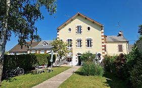 La Chtite Creuse - Chambres D'Hotes - Parking - Abri 2 Roues
